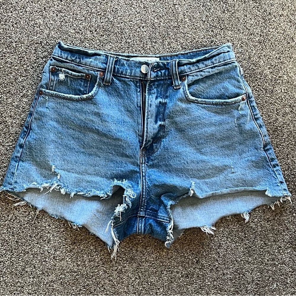ABERCROMBIE & FITCH 90’s relaxed cutoff short high rise curve love Size 28 6